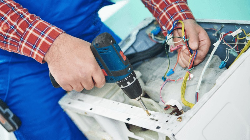 Beşiktaş Beko Beko çamaşır makinesi kart tamiri – Su almama arızası orijinal parça ile giderildi. - Teknik servis örneği